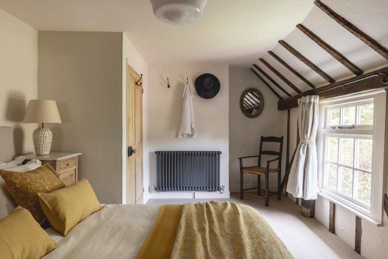 Cosy Cottage With Beautiful Garden, Hottub & Sauna Marden  Kültér fotó